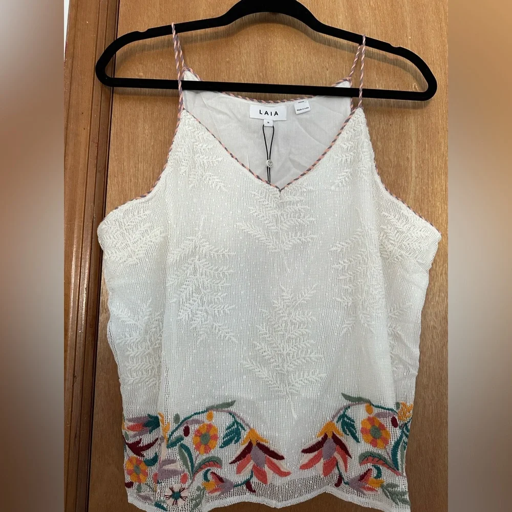 TOP LAIA EMBROIDERED - Picture 2 of 10